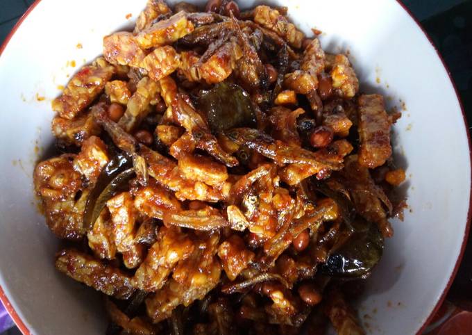 Sambal goreng tempe ikan teri