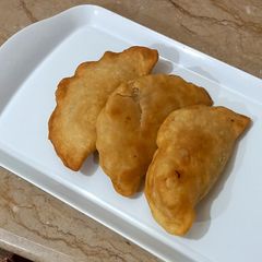 A picture of Chicken and veg pockets.