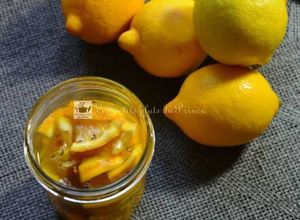 Une photo de Sirop de citron, miel, gingembre et thym