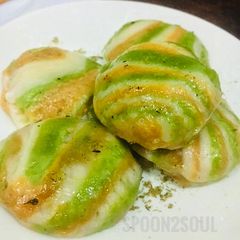 A picture of Tri Colour Ravioli.