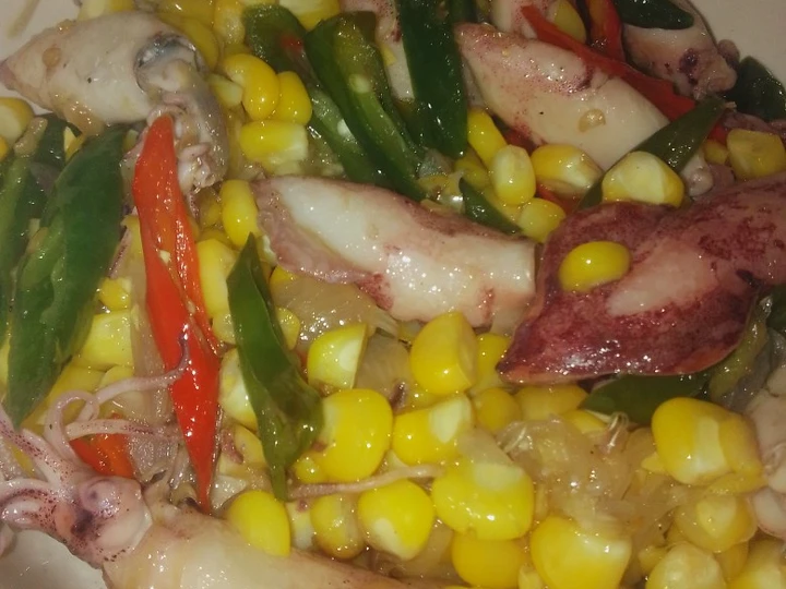 Cara Simple Menyiapkan Resep  Tumis cumi asin + jagung manis yang Enak, Lezat