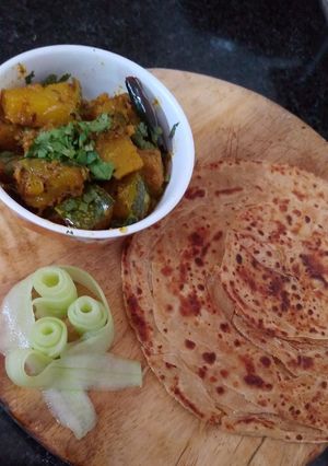 कद्दू की खट्टी मिठ्ठी चटपटी सब्जी (Kadu ki khatti mithi chatpati sabzi recipe in hindi) रेसिपी मुख्य फोटो