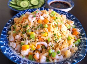 Hình của món Cơm chiên hải sản.