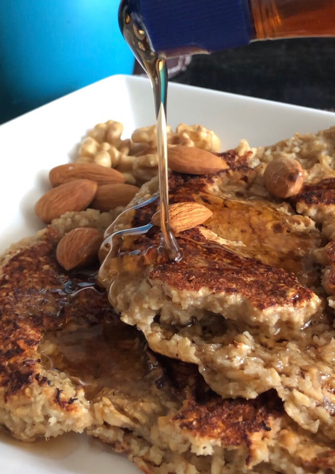 Una foto de Panqueques de avena con miel 🐝