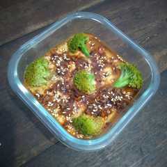 รูปของ 287. Brokoli saus tiram dan tim telur