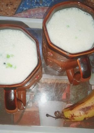 बनाना शेक (banana shake recipe in Hindi) रेसिपी मुख्य फोटो