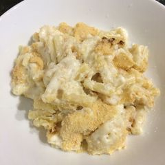 Macaroni cheese A picture of Macaroni cheese.