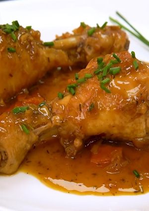 Una foto de Muslitos de pollo a la cerveza