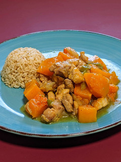 Una foto de Pollo con calabaza (cebolla y pimiento)