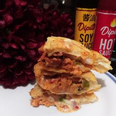 A picture of Pizza Paratha.