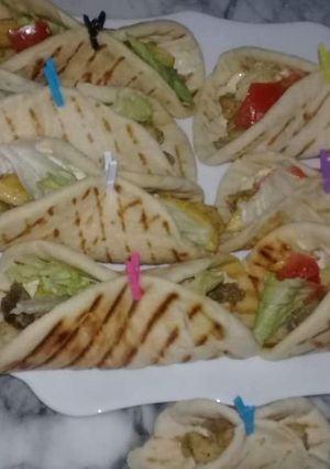 صورة لوصفة ميني شوارمة 🌮🌯صنع منزلي ولا أروع