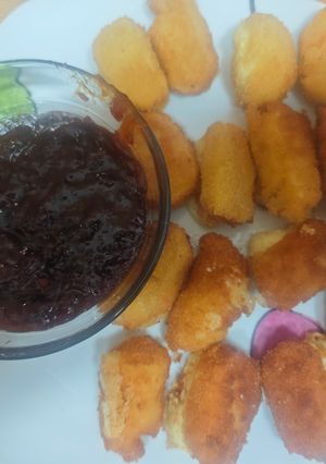 Una foto de Delicias de camembert con mermelada de pimientos caramelizado