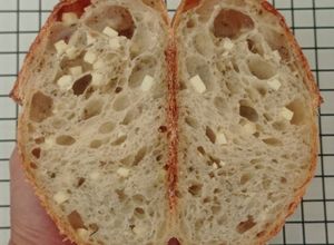 Foto resep Wijen Italian Herbs Cheese Sourdough Bread (Open Bake Method)
