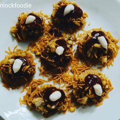 A picture of Chaat Papdi or Papdi Chaat.