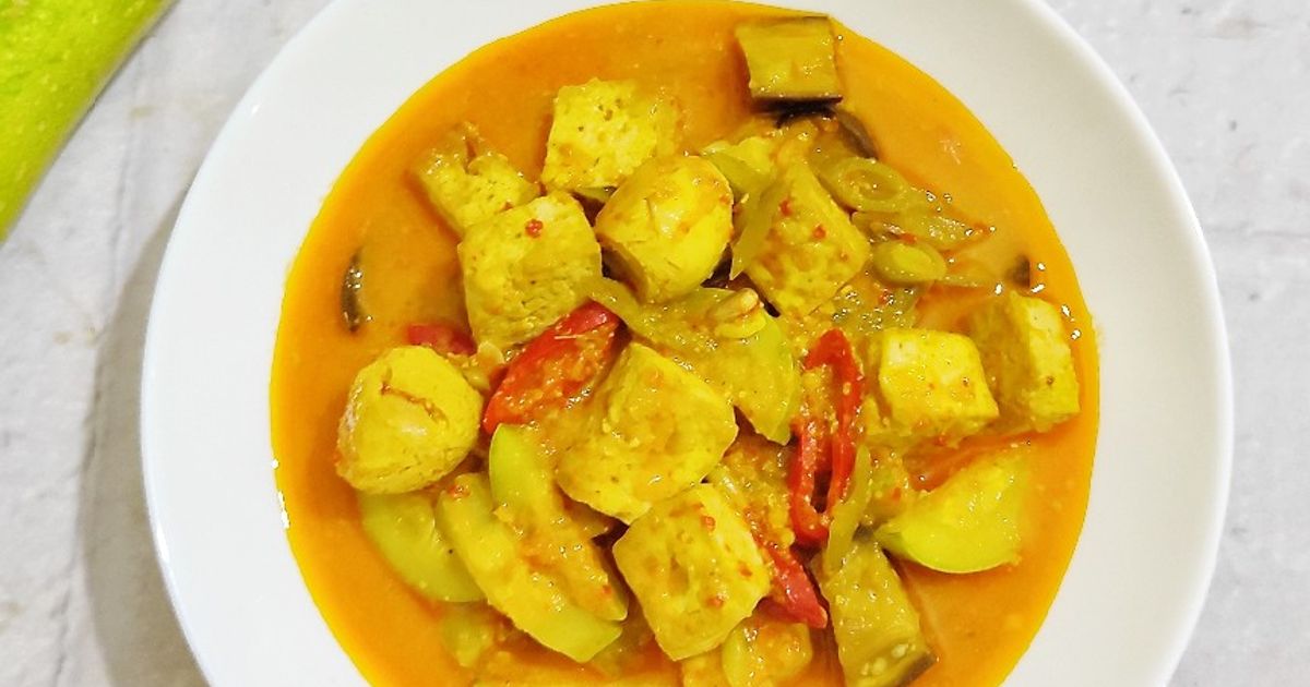 Sayur Zucchini Santan untuk Ketupat/Lontong Sayur