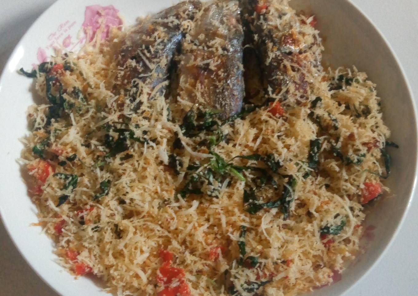 Ikan urap daun kemangi