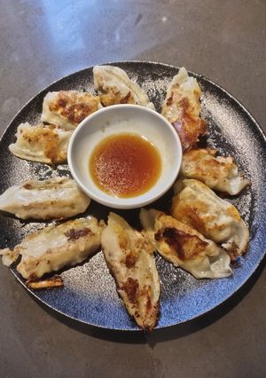 A picture of Fried Dumpling or Wonton.