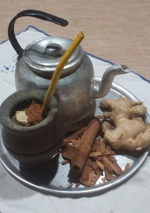 Una foto de Canela jengibre y yerba mate