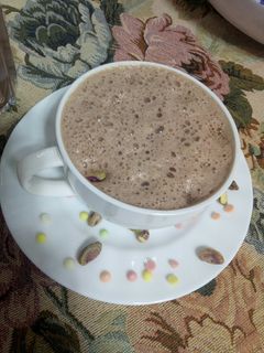 صورة لوصفة الهوت شوكليت - الشوكولاته الساخنة