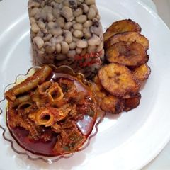 A picture of Cubed cooked beans wt assorted stew.