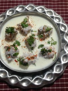 தயிர் பக்கோடா (Curd Pakoda recipe in Tamil) செய்முறை முக்கிய புகைப்படம்
