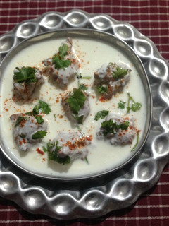 தயிர் பக்கோடா (Curd Pakoda recipe in Tamil) செய்முறை முக்கிய புகைப்படம்