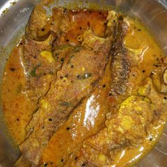 A picture of Bata fish curry.