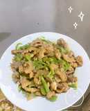 Thịt lợn xào ớt xanh