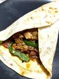 Wrap de Frango, Bacon e Cogumelos