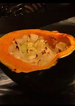 A picture of Baby pumpkin and onions.