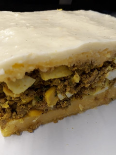 Una foto de Pastel de carne base de polenta