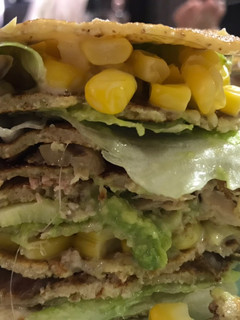 Una foto de Torta de panqueques de verduras