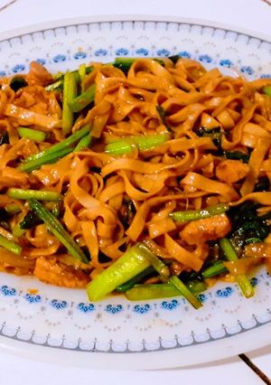 Foto resep Kwetiau goreng ayam