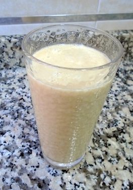 Foto principal de Batido de avena y manzana sin azúcar