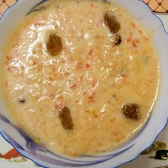 A picture of Carrot and Cashew Nuts Kheer.