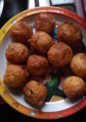 A picture of Yam balls.