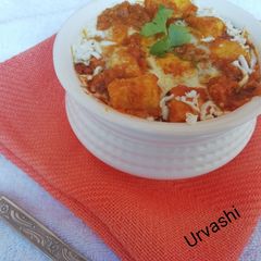 A picture of Shahi paneer masala.