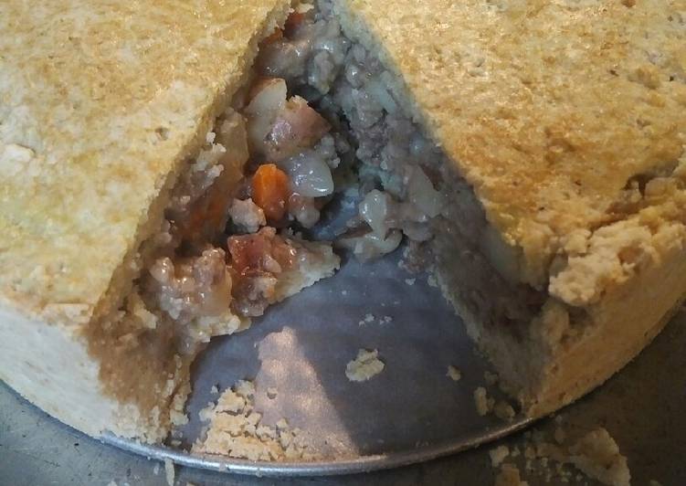 How to Cook Yummy Hotwater Crust Beef and Pork Pie