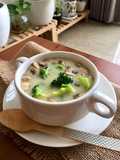 Soup cream brokoli dan jamur (tanpa cream)