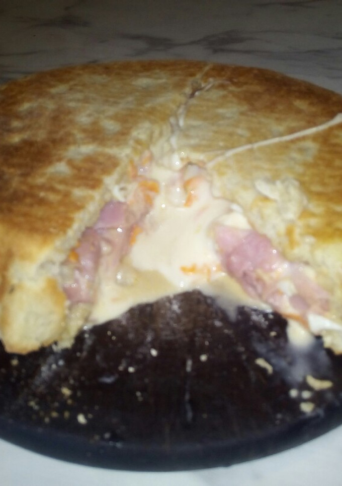 Una foto de Tarta de jamón y queso