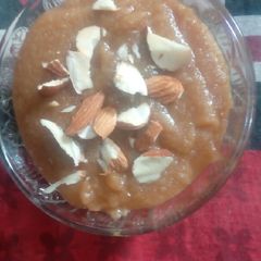 A picture of Suji,besan halwa.