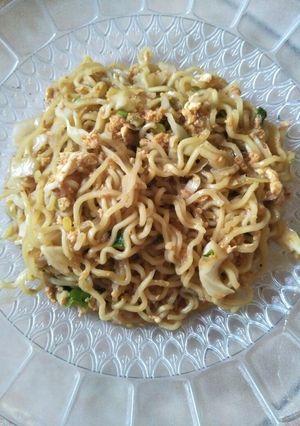 Foto resep Mie goreng ala mama vina😁