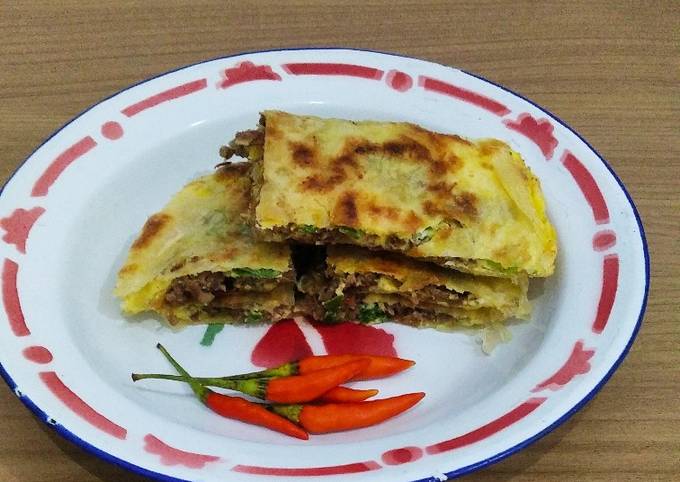 Resep Martabak telur kulit lumpia yang Bikin Ngiler