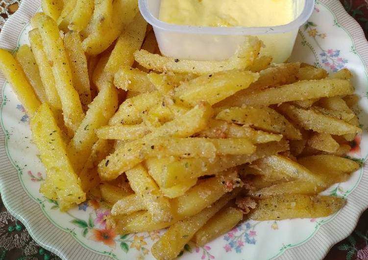 Seaweed French Fries with Cheese Sauce