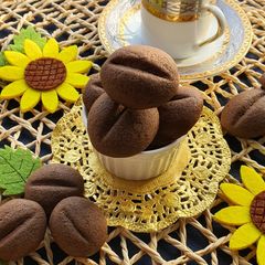 A picture of Coffee Bean Cookies.
