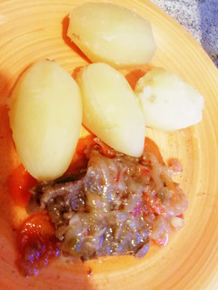 Una foto de Carne a la olla