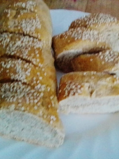 Una foto de Pan rústico natural (baguette)