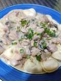 Capeletinis a la salsa parisienne
