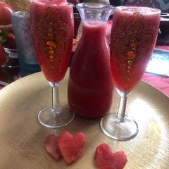 A picture of Water melon juice.