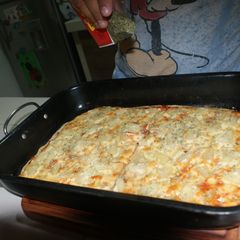 A picture of Easy Pizza.